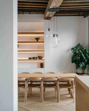 Kozy Home Spacious Luxurious Home